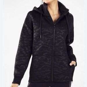 Fabletics Lotta dark camo zip up detachable hooded black sweatshirt